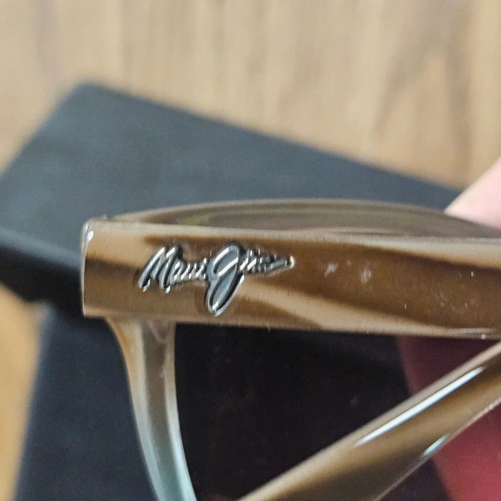 Maui Jim Starfish MJ 744-22B Sandstone Tortoise Polarized Sunglasses Luxury